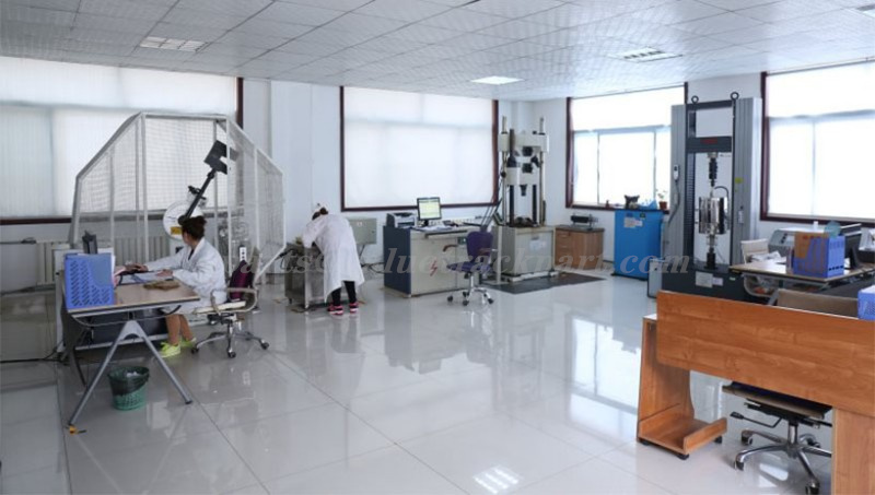 IHI Crawler crane parts.jpg