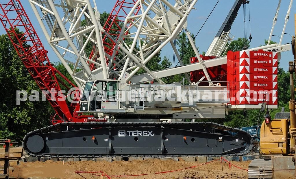 terex demag cc2000 crawler crane.jpg
