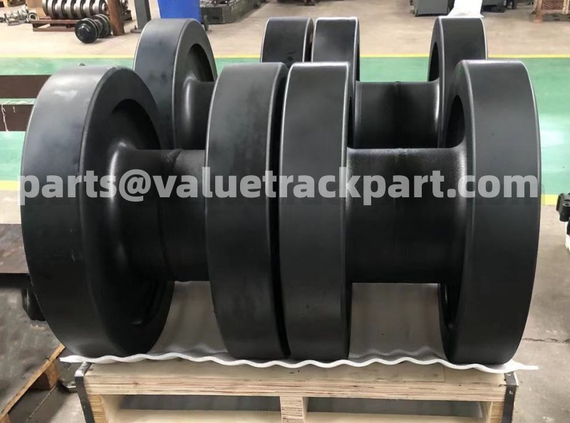 Terex Demag CC2000 bottom roller.jpg