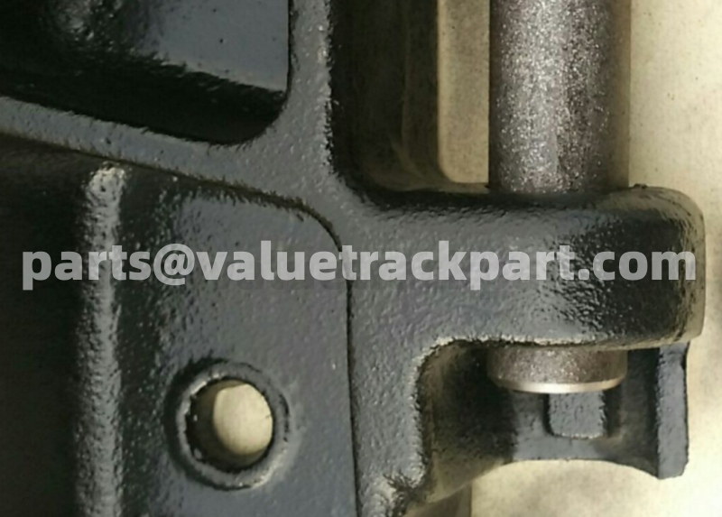 track shoe for crawler crane undercarriage parts.jpg