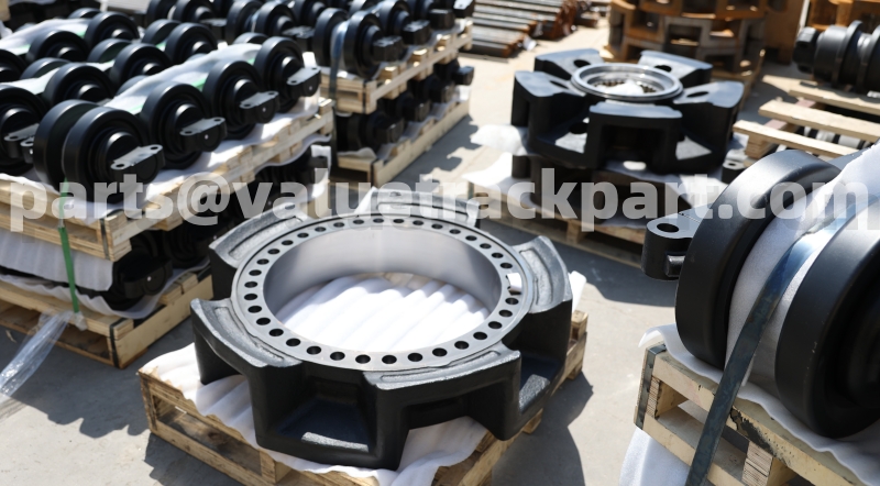 Crane undercarriage Parts .jpg