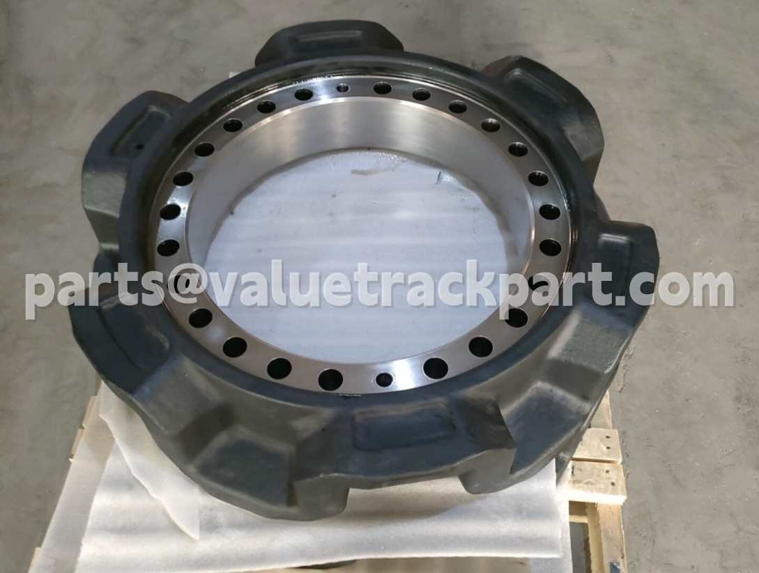 Kobelco CK2000 II sprocket.jpg