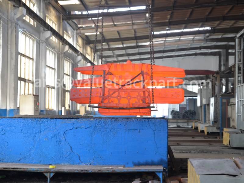 Liebherr LR11000 Track Shoe Quenching and Tempering.jpg