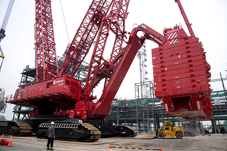 Manitowoc 31000 (2,300 Tonnes).jpg