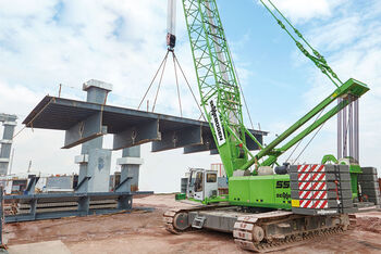 eco-Friendly crawler cranes.jpg