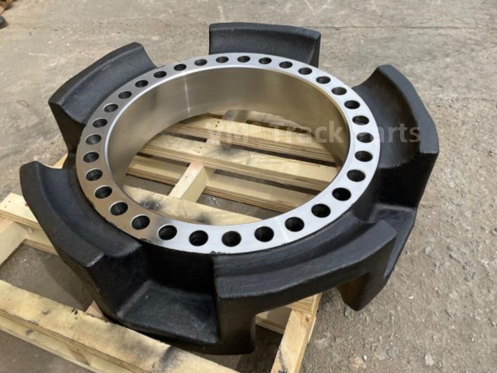 IHI CCH2500 sprocket.jpg